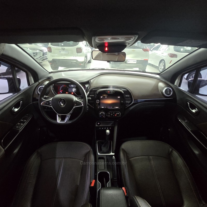 CAPTUR 1.3 ICONIC 16V TURBO FLEX 4P AUTOMÁTICO - 2022 - SANTA CRUZ DO SUL