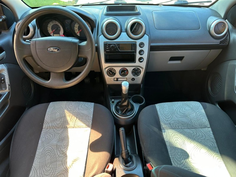 FIESTA 1.6 MPI SEDAN 8V FLEX 4P MANUAL - 2010 - CAXIAS DO SUL