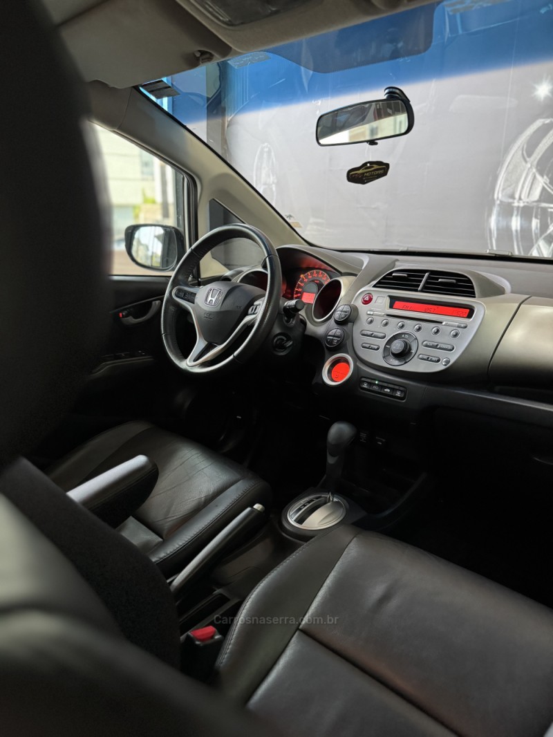 FIT 1.5 EX 16V GASOLINA 4P AUTOMÁTICO - 2014 - CAXIAS DO SUL