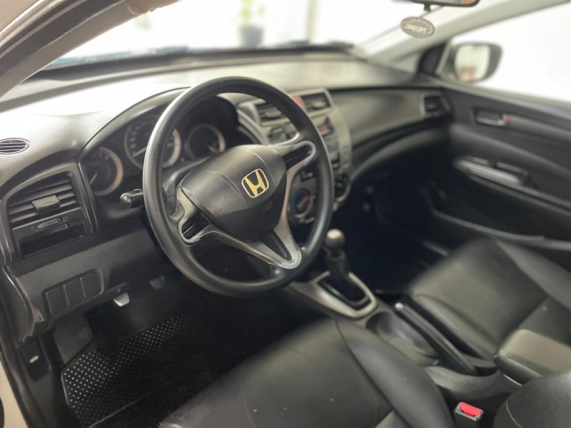 CITY 1.5 LX 16V FLEX 4P MANUAL - 2013 - BOM PRINCíPIO
