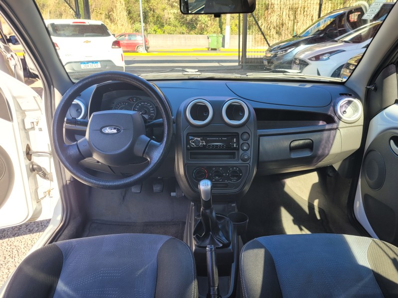 KA 1.0 MPI 8V FLEX 2P MANUAL - 2013 - CARLOS BARBOSA