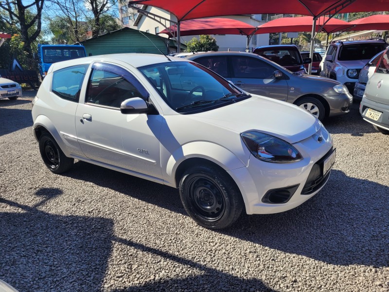 KA 1.0 MPI 8V FLEX 2P MANUAL - 2013 - CARLOS BARBOSA