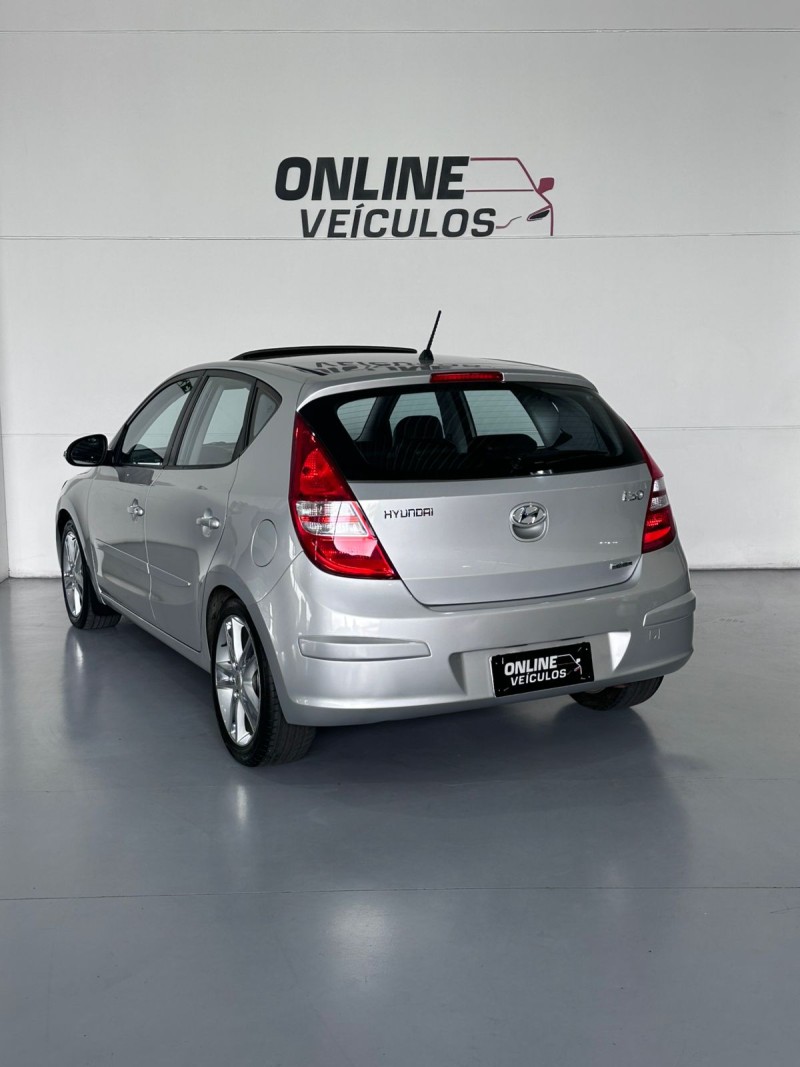 I30 2.0 MPFI GLS 16V GASOLINA 4P AUTOMÁTICO - 2011 - FARROUPILHA