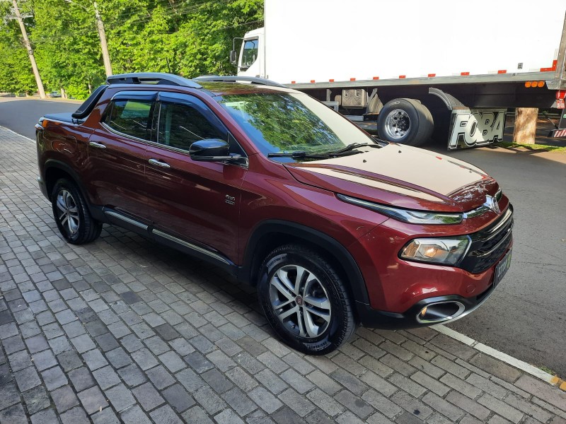 TORO 2.0 16V TURBO DIESEL VOLCANO AT9 4X4 AUTOMÁTICO - 2017 - DOIS IRMãOS