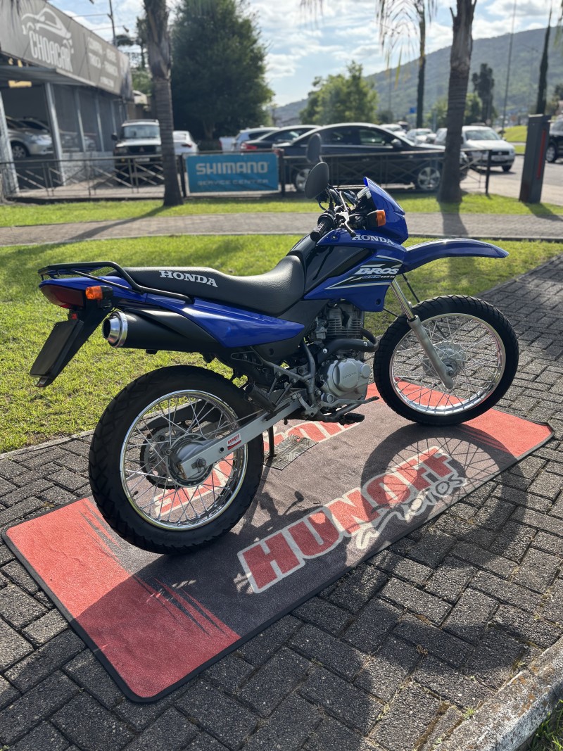 NXR 125 BROS ES - 2005 - FELIZ