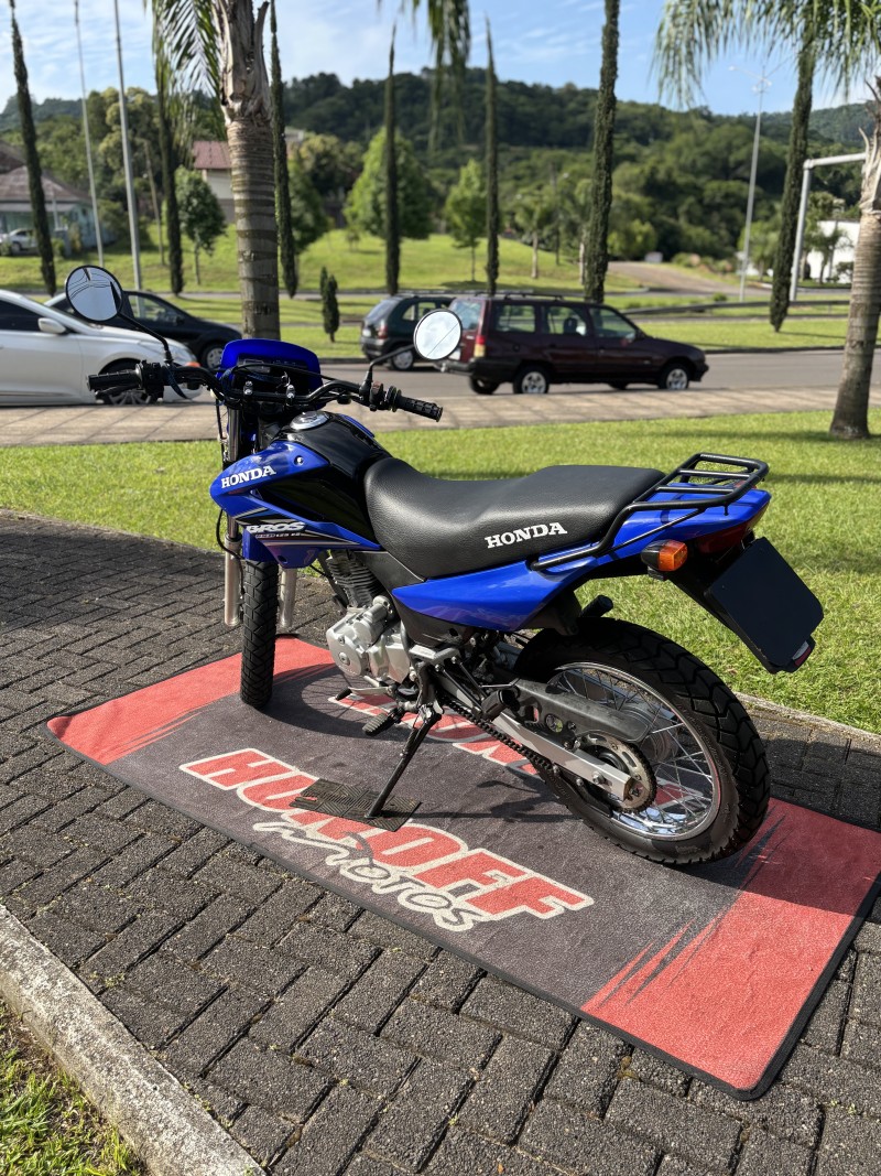 NXR 125 BROS ES - 2005 - FELIZ