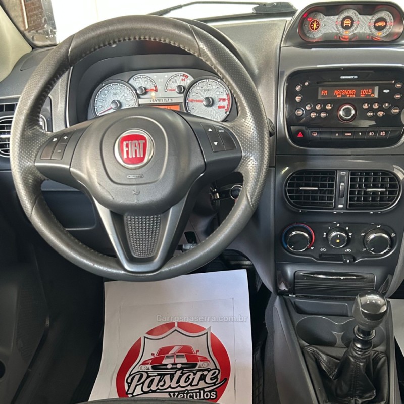 PALIO 1.8 MPI ADVENTURE WEEKEND 16V FLEX 4P MANUAL - 2013 - VACARIA