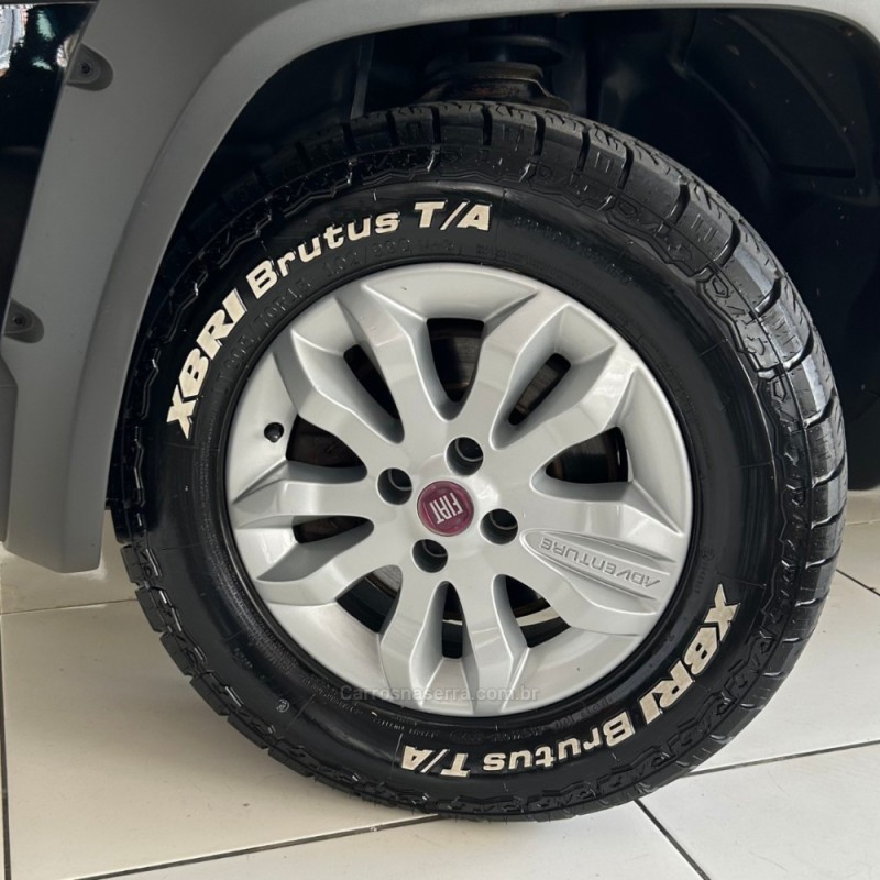 PALIO 1.8 MPI ADVENTURE WEEKEND 16V FLEX 4P MANUAL - 2013 - VACARIA