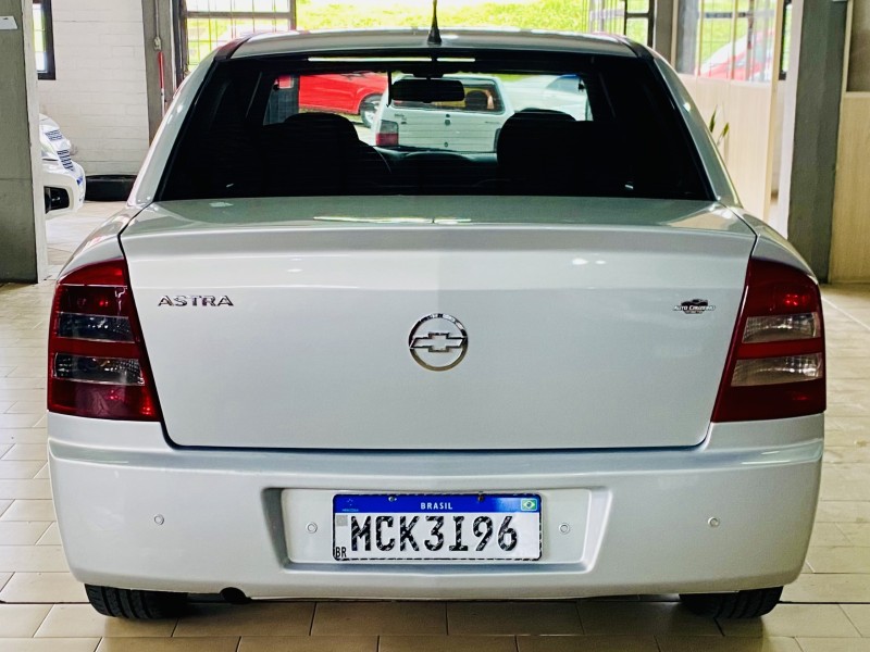 ASTRA 2.0 MPFI CD SEDAN 8V GASOLINA 4P MANUAL - 2003 - CAXIAS DO SUL
