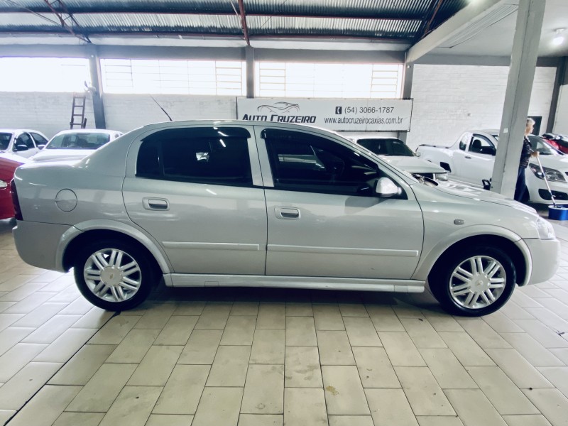 ASTRA 2.0 MPFI CD SEDAN 8V GASOLINA 4P MANUAL - 2003 - CAXIAS DO SUL