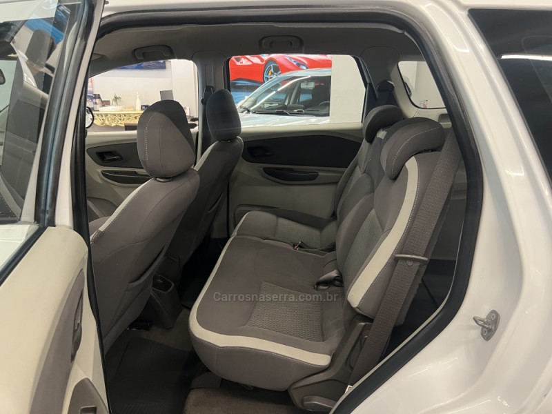 SPIN 1.8 LT 8V FLEX 4P MANUAL - 2013 - NOVO HAMBURGO