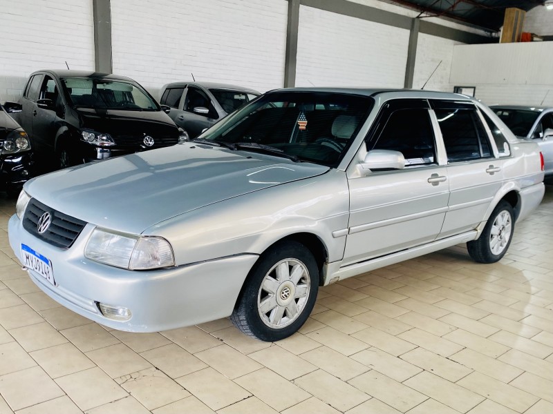 santana 2.0 mi 8v gasolina 4p manual 2003 caxias do sul