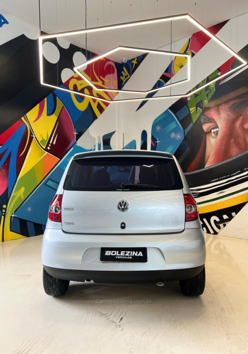 FOX 1.0 MI 8V FLEX 4P MANUAL - 2010 - NOVO HAMBURGO