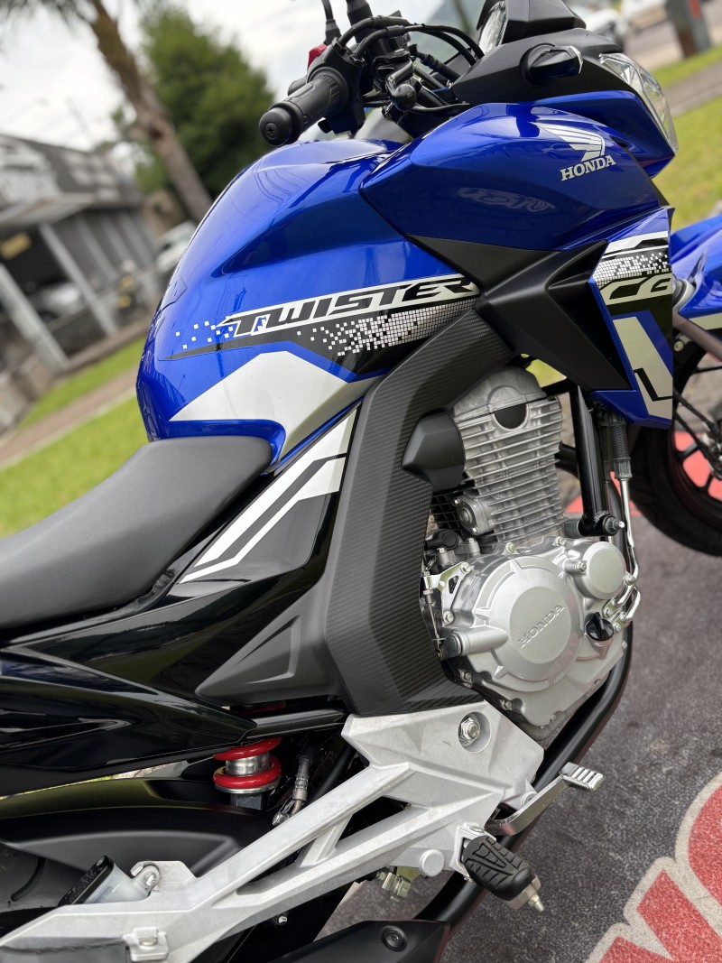CB 250F TWISTER CBS - 2021 - FELIZ