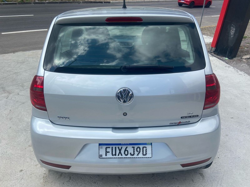 FOX 1.0 MI 8V FLEX 4P MANUAL - 2014 - CAXIAS DO SUL