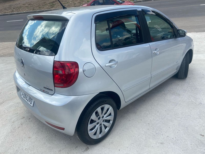 FOX 1.0 MI 8V FLEX 4P MANUAL - 2014 - CAXIAS DO SUL