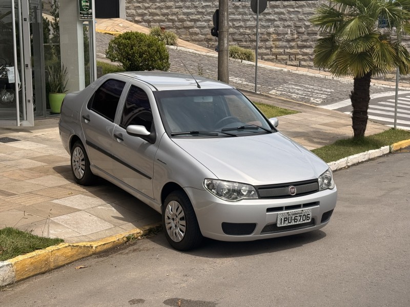 SIENA 1.0 MPI FIRE 8V FLEX 4P MANUAL - 2010 - FARROUPILHA