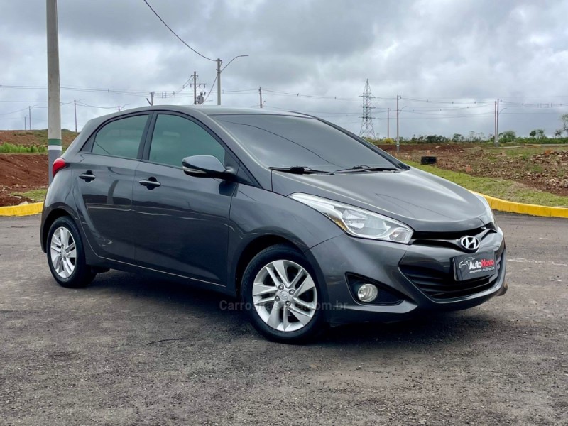 HB20 1.6 PREMIUM 16V FLEX 4P MANUAL - 2013 - VACARIA