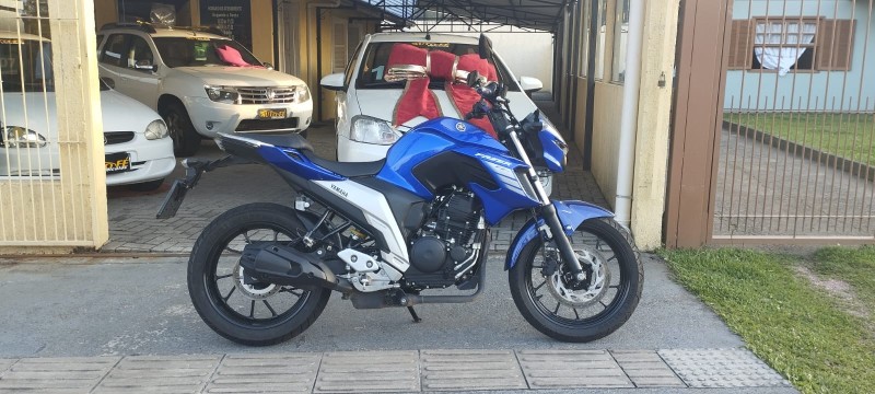 FAZER FZ25