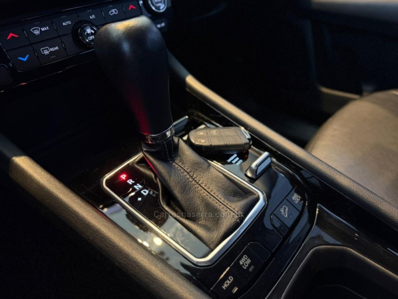 COMPASS 2.0 16V DIESEL LIMITED 4X4 AUTOMÁTICO - 2022 - SãO LEOPOLDO