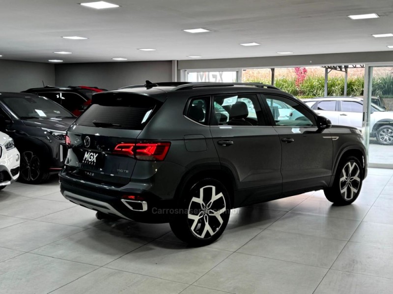 TAOS 1.4 16V HIGHLINE TSI FLEX 4P AUTOMÁTICO - 2023 - PORTO ALEGRE