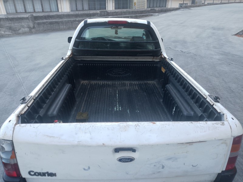 COURIER 1.6 MPI L 8V FLEX 2P MANUAL - 2010 - FARROUPILHA