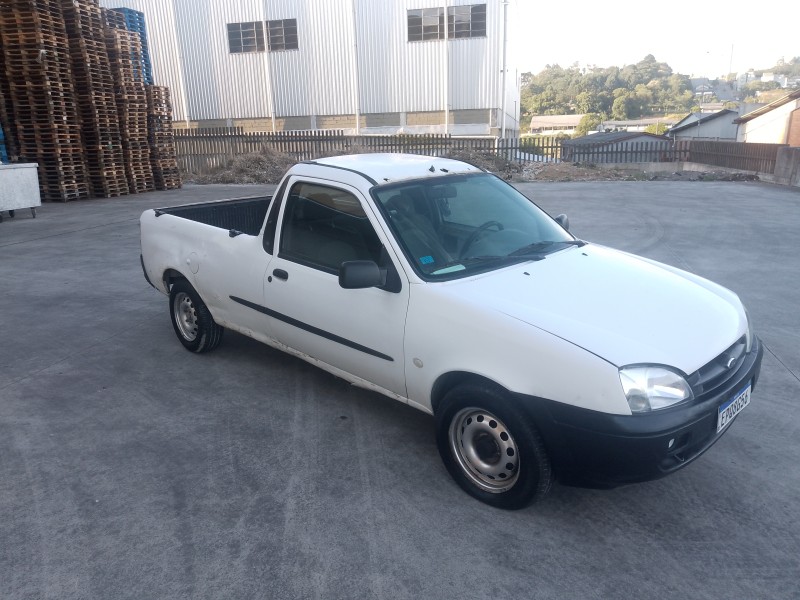 COURIER 1.6 MPI L 8V FLEX 2P MANUAL - 2010 - FARROUPILHA