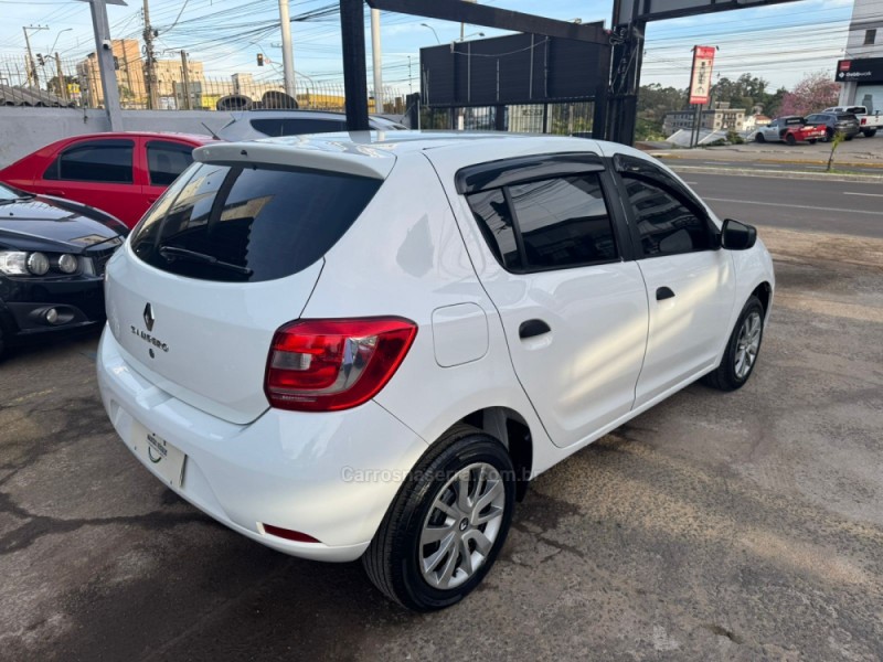 SANDERO 1.0 AUTHENTIQUE 12V FLEX 4P MANUAL - 2018 - GRAVATAí
