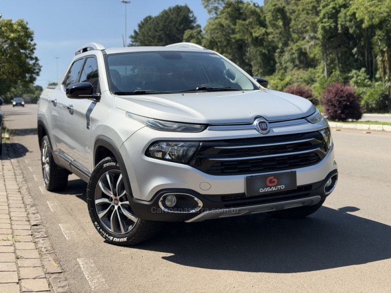 TORO 2.0 16V TURBO DIESEL VOLCANO AT9 4X4 AUTOMÁTICO - 2019 - NOVA PRATA