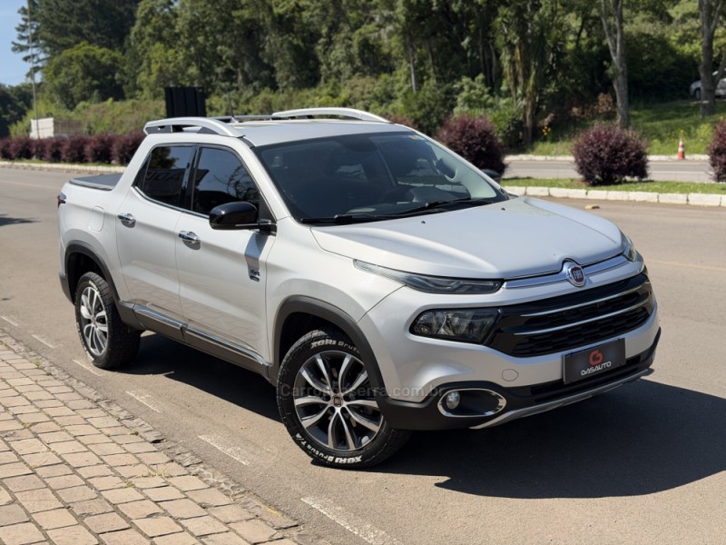 toro 2.0 16v turbo diesel volcano at9 4x4 automatico 2019 nova prata