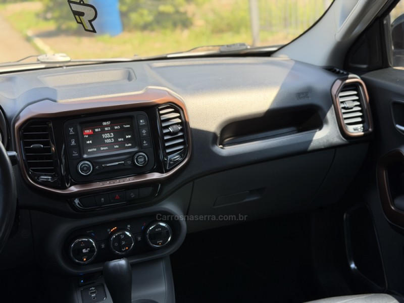 TORO 2.0 16V TURBO DIESEL VOLCANO AT9 4X4 AUTOMÁTICO - 2019 - NOVA PRATA