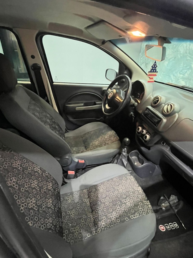 UNO 1.0 EVO VIVACE 8V FLEX 4P MANUAL - 2012 - CAXIAS DO SUL