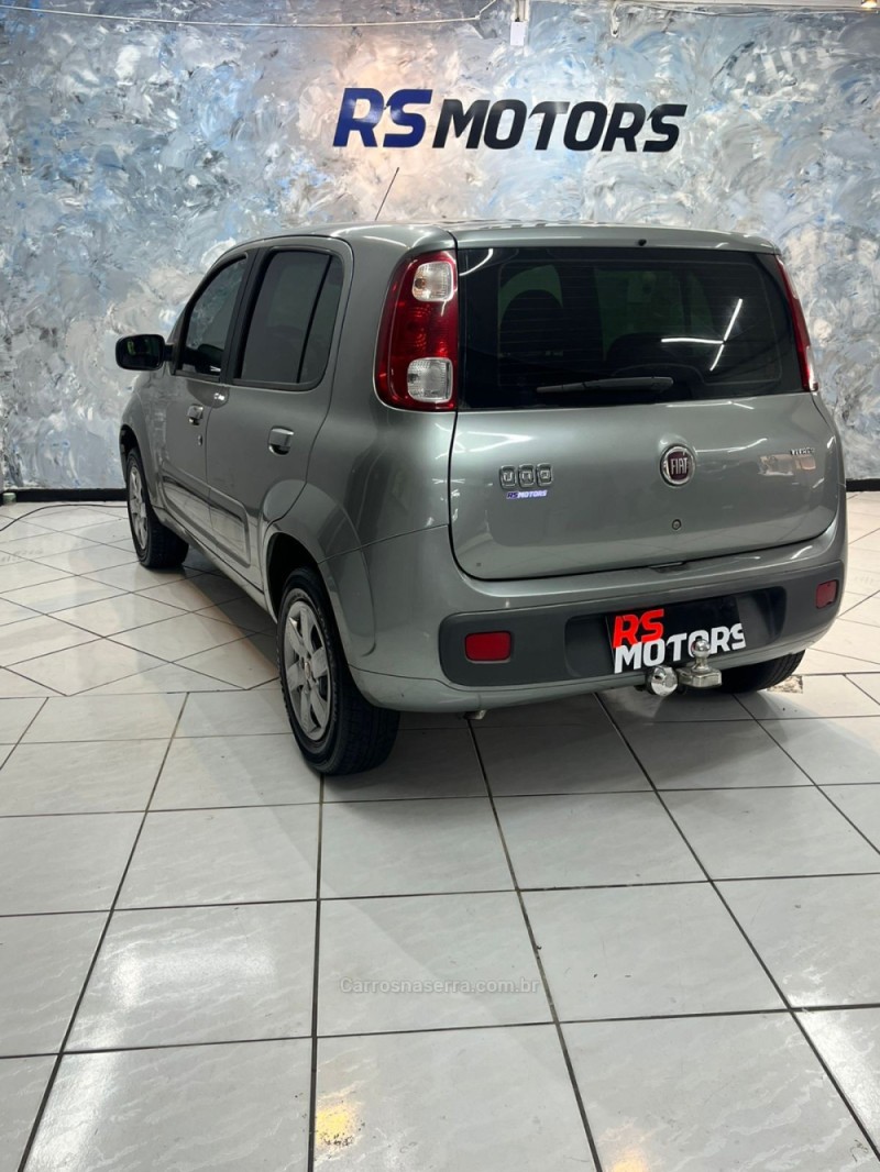 UNO 1.0 EVO VIVACE 8V FLEX 4P MANUAL - 2012 - CAXIAS DO SUL