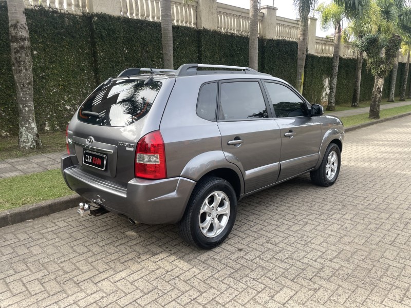 TUCSON 2.0 MPFI GLS 16V 143CV 2WD FLEX 4P AUTOMÁTICO - 2015 - CAXIAS DO SUL