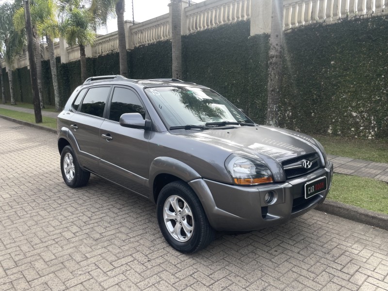 TUCSON 2.0 MPFI GLS 16V 143CV 2WD FLEX 4P AUTOMÁTICO - 2015 - CAXIAS DO SUL