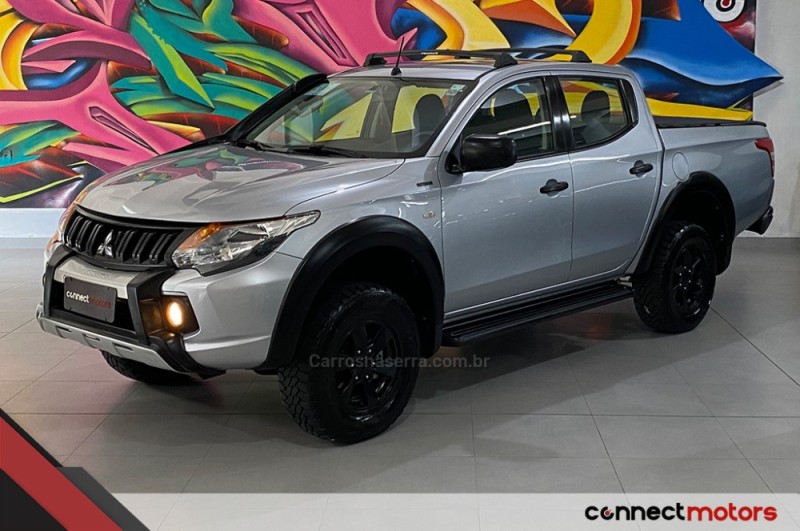 L200 TRITON 2.4 16V SPORT GLX OUTDOOR CD TURBO 4X4 DIESEL 4P MANUAL - 2024 - BENTO GONçALVES
