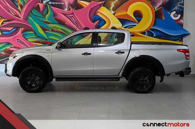 L200 TRITON 2.4 16V SPORT GLX OUTDOOR CD TURBO 4X4 DIESEL 4P MANUAL - 2024 - BENTO GONçALVES