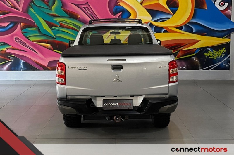 L200 TRITON 2.4 16V SPORT GLX OUTDOOR CD TURBO 4X4 DIESEL 4P MANUAL - 2024 - BENTO GONçALVES