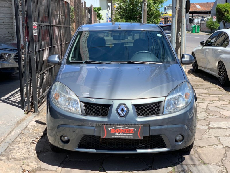SANDERO 1.6 PRIVILÉGE 8V FLEX 4P MANUAL - 2011 - CAXIAS DO SUL