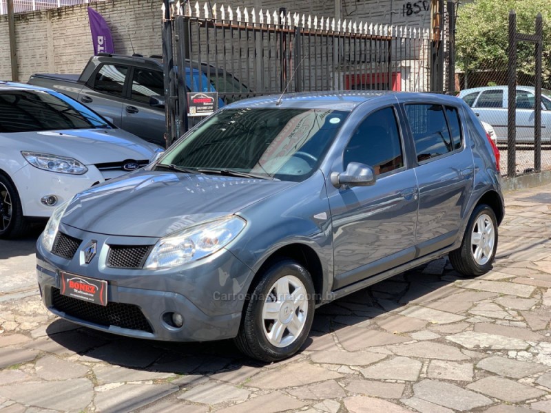 SANDERO 1.6 PRIVILÉGE 8V FLEX 4P MANUAL - 2011 - CAXIAS DO SUL