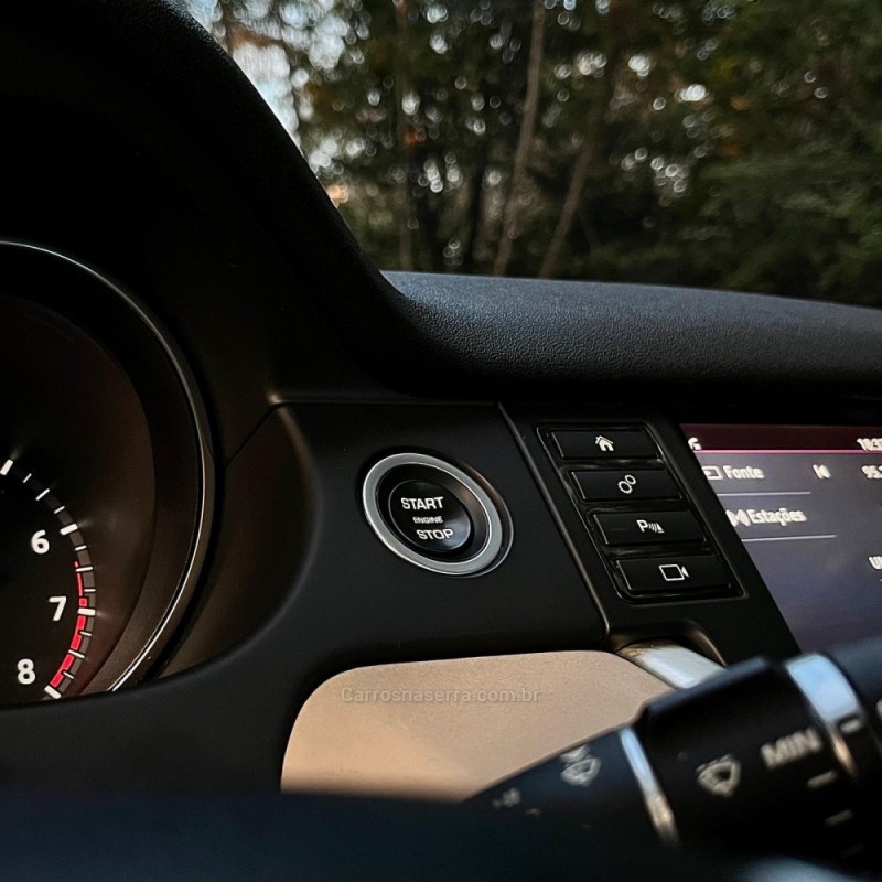 DISCOVERY SPORT 2.0 16V P240 HSE BITURBO FLEX 4P AUTOMÁTICO - 2018 - NOVO HAMBURGO