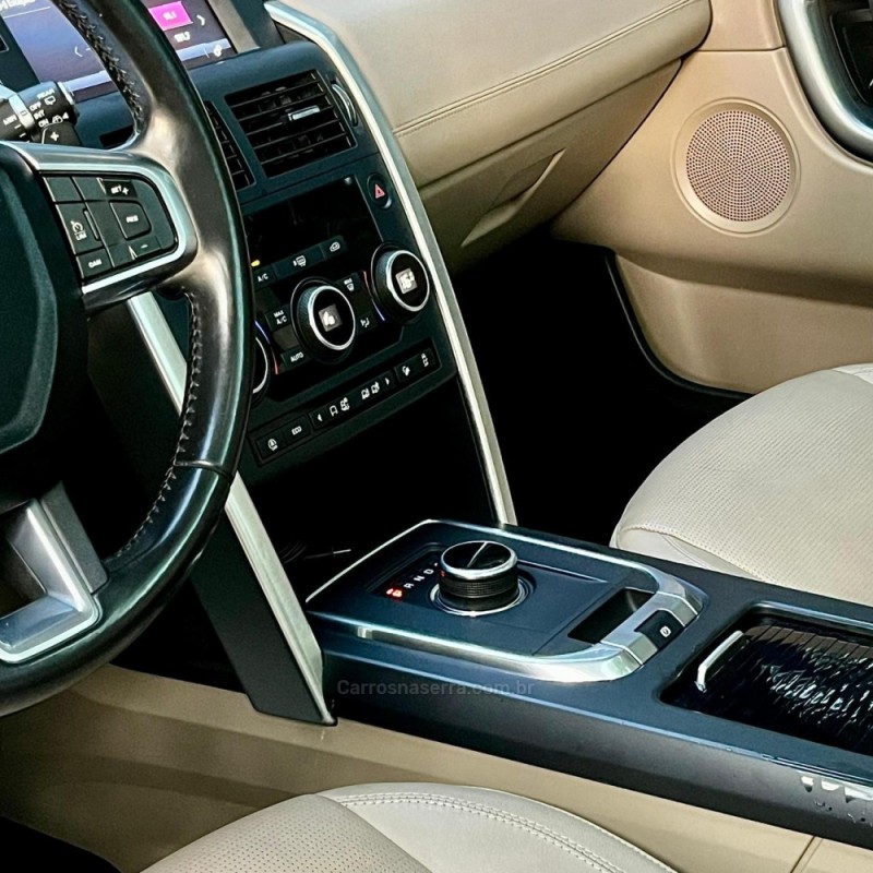 DISCOVERY SPORT 2.0 16V P240 HSE BITURBO FLEX 4P AUTOMÁTICO - 2018 - NOVO HAMBURGO