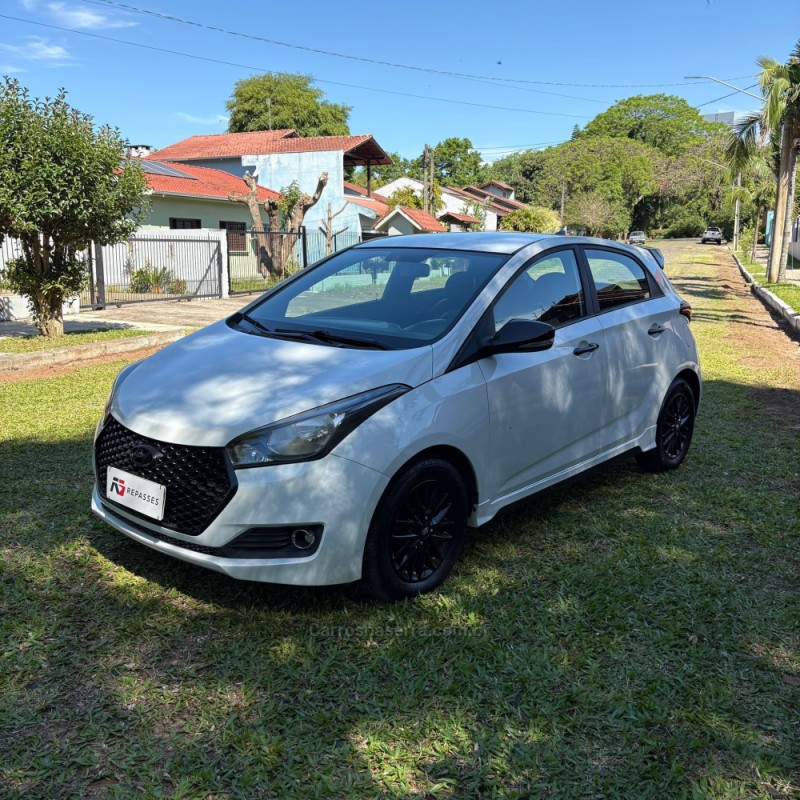 HB20 1.6 R SPEC 16V FLEX 4P AUTOMÁTICO - 2018 - PORTãO