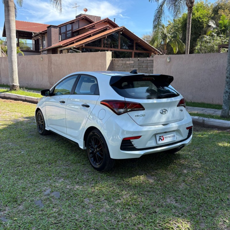 HB20 1.6 R SPEC 16V FLEX 4P AUTOMÁTICO - 2018 - PORTãO