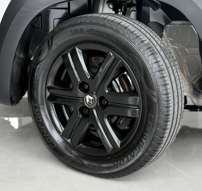 KWID 1.0 12V SCE FLEX LIFE MANUAL - 2018 - CAXIAS DO SUL