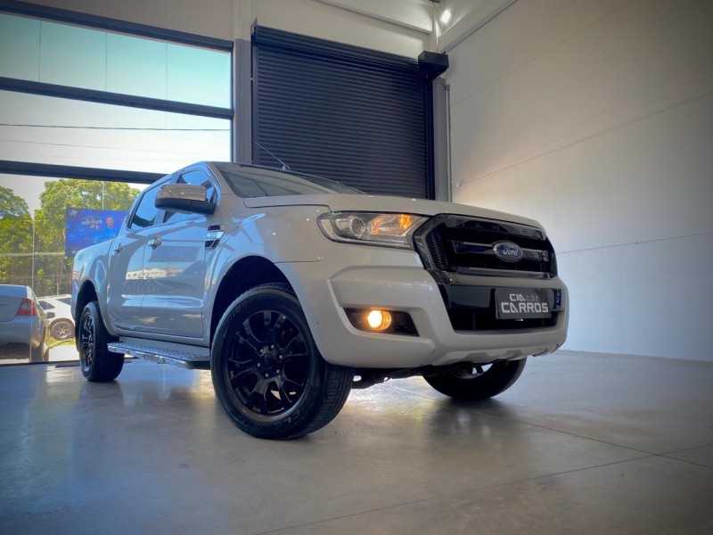 RANGER 3.2 XLT 4X4 CD 20V DIESEL 4P AUTOMÁTICO - 2019 - LAJEADO