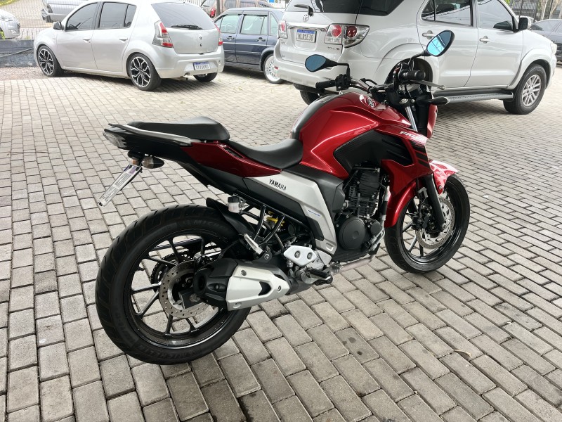 FAZER FZ25 ABS - 2022 - CAXIAS DO SUL