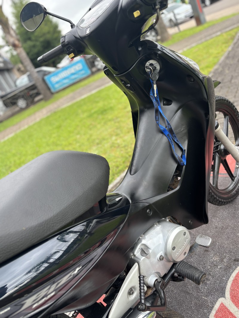 BIZ 125 + - 2010 - FELIZ