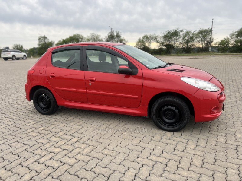 207 1.4 ACTIVE 8V FLEX 4P MANUAL - 2014 - ANTôNIO PRADO