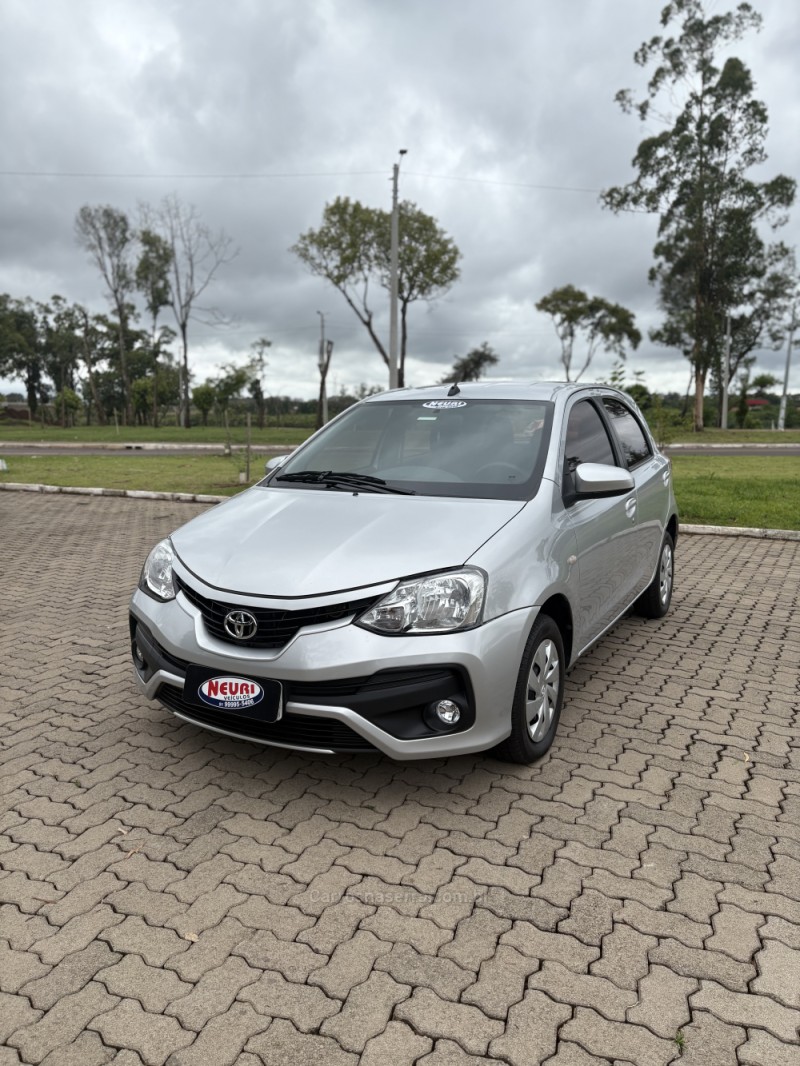ETIOS 1.5 XS 16V FLEX 4P MANUAL - 2018 - LAJEADO